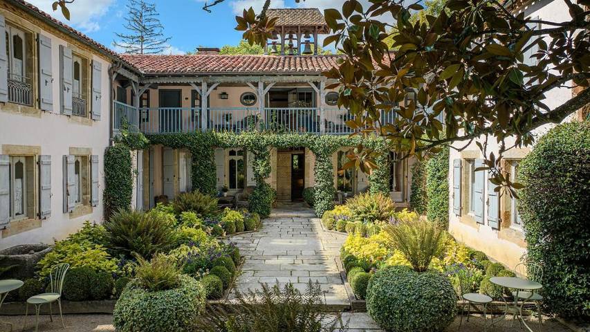 Hôtel pour 2 personnes, avec sauna et piscine ainsi que jacuzzi et jardin à Eugénie-les-Bains - 3