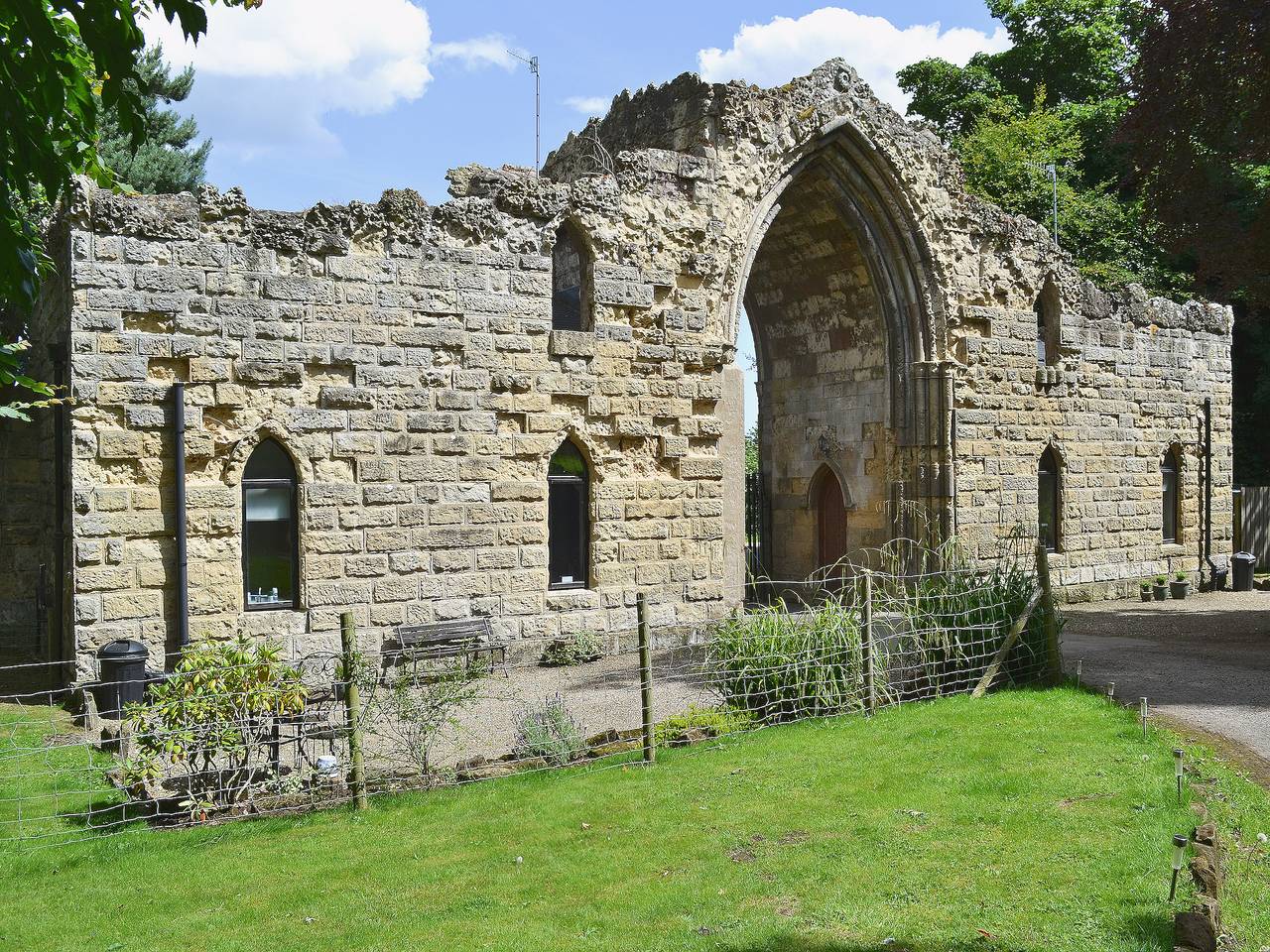 The Old Folly in Yorkshire du Nord