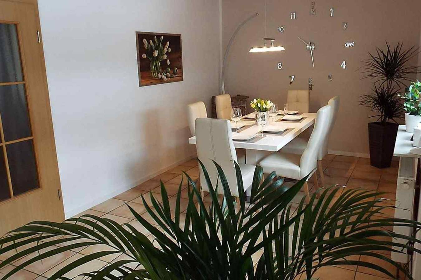 Schönes Fewo für 10 Personen in der Nähe von Winterberg in Silbach, Winterberg