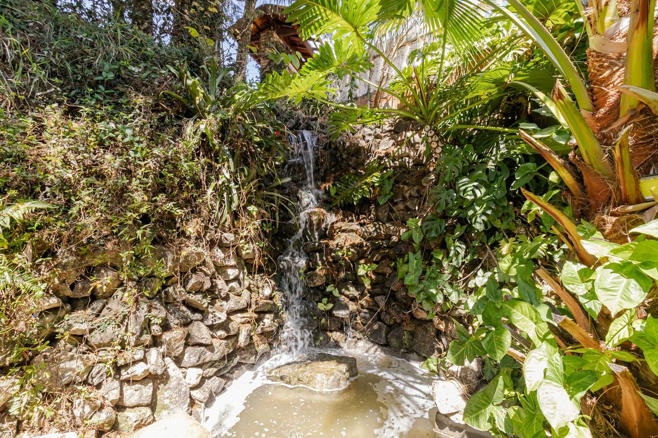 Casa com Piscina, Salão de jogos e Churrasqueira in Mairiporã, Estado de São Paulo