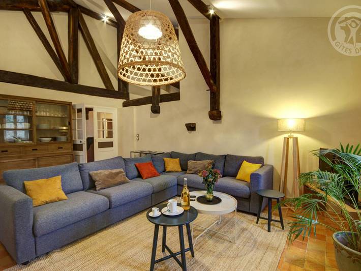 Gîte pour 10 personnes, avec Jardin à Sainte-Croix-en-Jarez