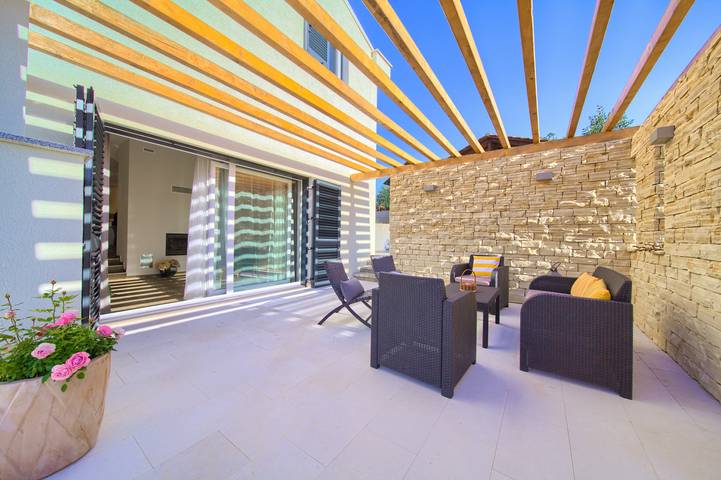 Villa pour 8 personnes, avec balcon et piscine à Vrbnik - 3