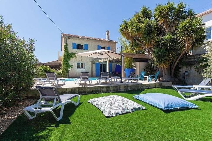 Villa pour 13 personnes, avec piscine à Toulon