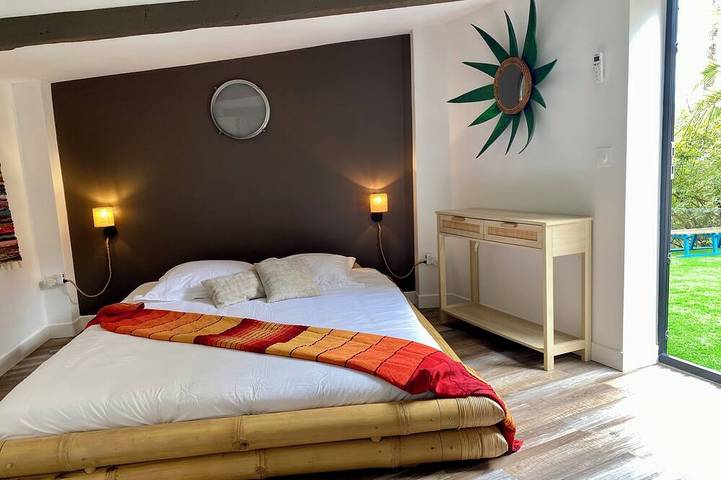 Location de vacances pour 6 personnes, avec terrasse et jardin à Tourrette-Levens - 3