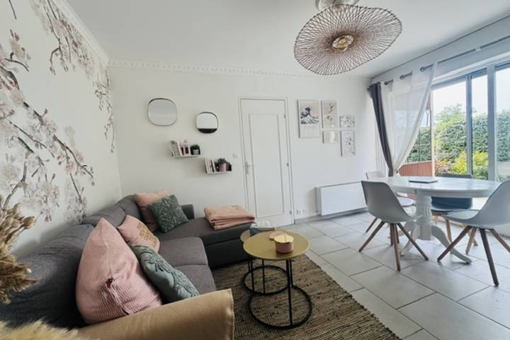 Gîte pour 4 personnes, avec Terrasse à Varaville
