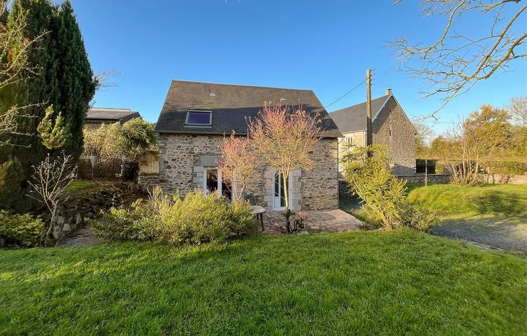 Location de vacances pour 4 personnes, avec terrasse et jardin, animaux acceptés à Heugueville-sur-Sienne