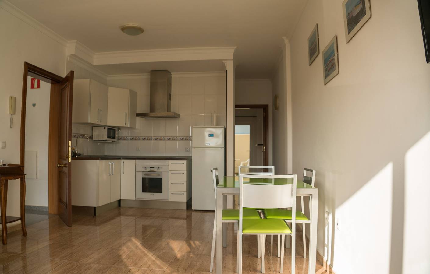 Maison de vacances « Apto Luminoso Lagos Del Cotillo » avec vue sur la montagne et Wi-Fi in El Cotillo, La Oliva