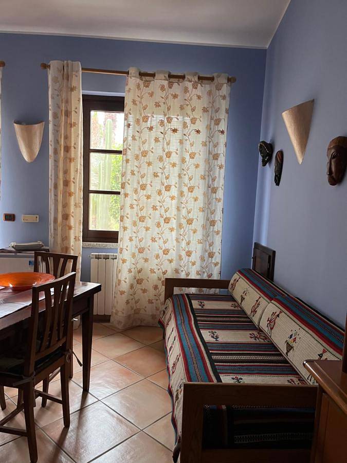 Gîte pour 5 personnes, avec jardin et piscine, animaux acceptés à Iglesias - 4