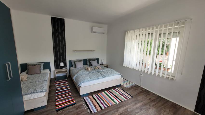 Ferienhaus für 17 Personen mit Pool in Vonyarcvashegy, Balaton Hochland Nationalpark