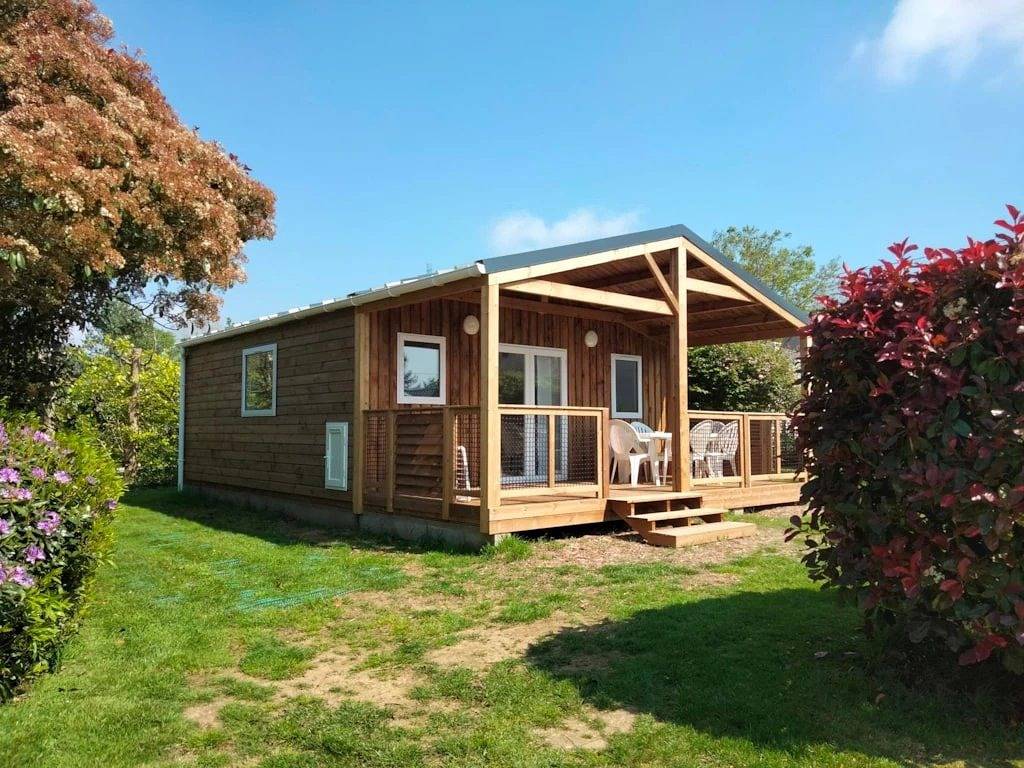 Zecamping 3* pataugeoire 4km plage fitness locatif Tv 35m2 6 pers in Pouldreuzic, Côte de Cornouaille