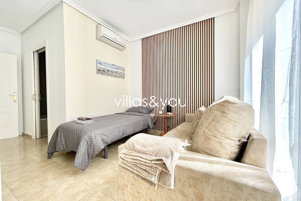 Entire apartment, Brisas del Mar Formentera del Segura by Villas&You in Formentera del Segura, Costa Blanca