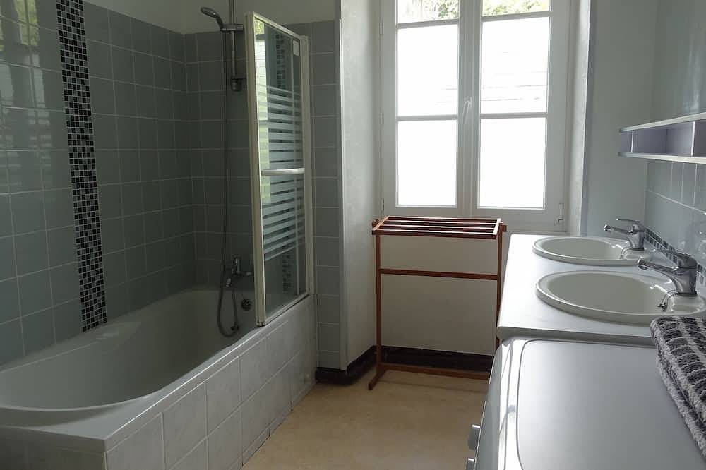 Appartement entier, Gîte au Moulin de la Mothe à Quimperlé in Quimperlé, Région de Quimper