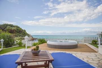 Beach House for 4 People in Corfu, Greece, Photo 4