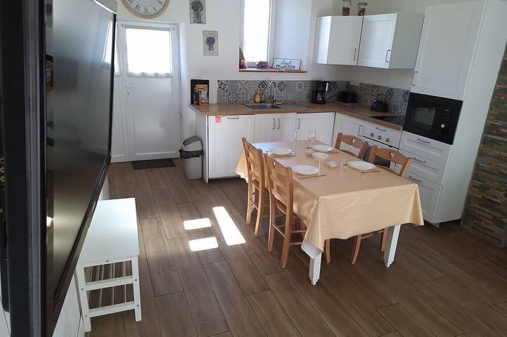 Gîte pour 4 personnes, avec jardin et terrasse - 1