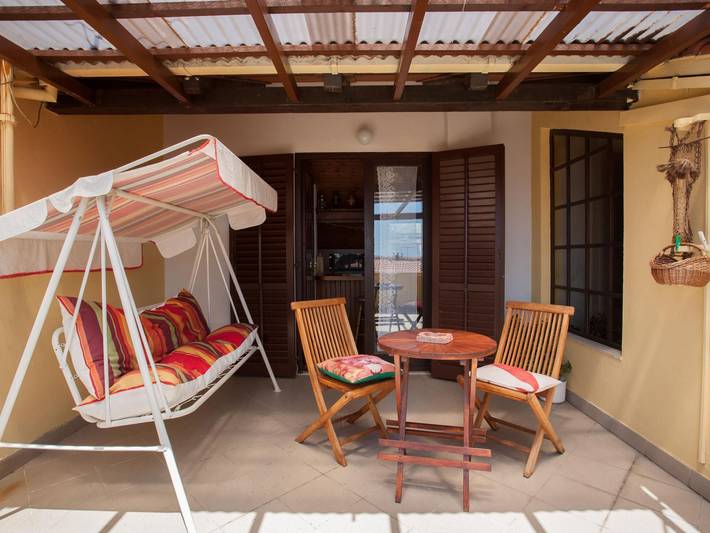 Ganze Wohnung, Ruhige Ferienwohnung mit herrlicher Aussicht in Plaža Obojena, Split