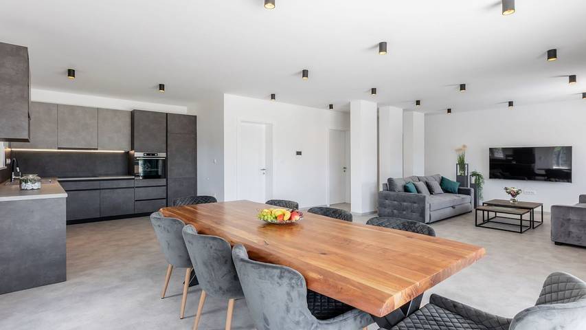 Villa für 12 Personen, mit Terrasse und Garten, mit Haustier - 1