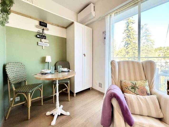 Gîte pour 2 personnes, avec balcon, adapté aux familles à Gréoux-les-Bains - 4