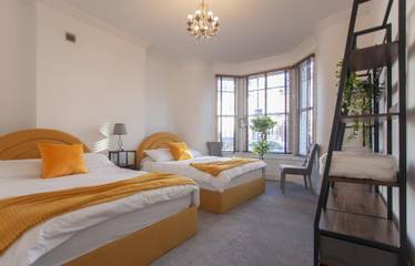 Ferienhaus für 10 Personen, mit Terrasse und Garten in London