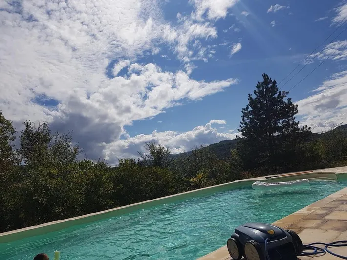 Apartamento de vacaciones para 2 personas, con piscina además de jardín y vistas - 1