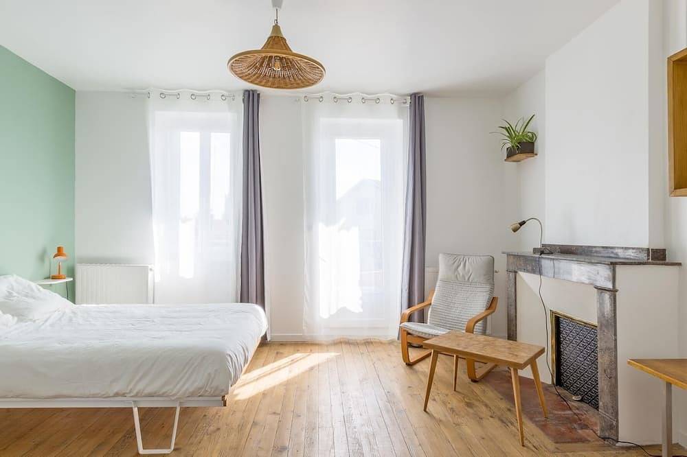 Appartement entier, Le Passage - appartement lumineux avec terrasse in Albi, Région d'Albi