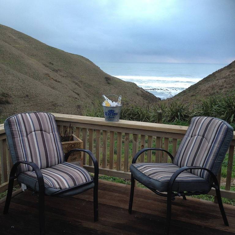 Entfliehen Sie Ihrem eigenen versteckten Tal und abgelegenen Strand an der wunderschönen Westküste! in Waikato