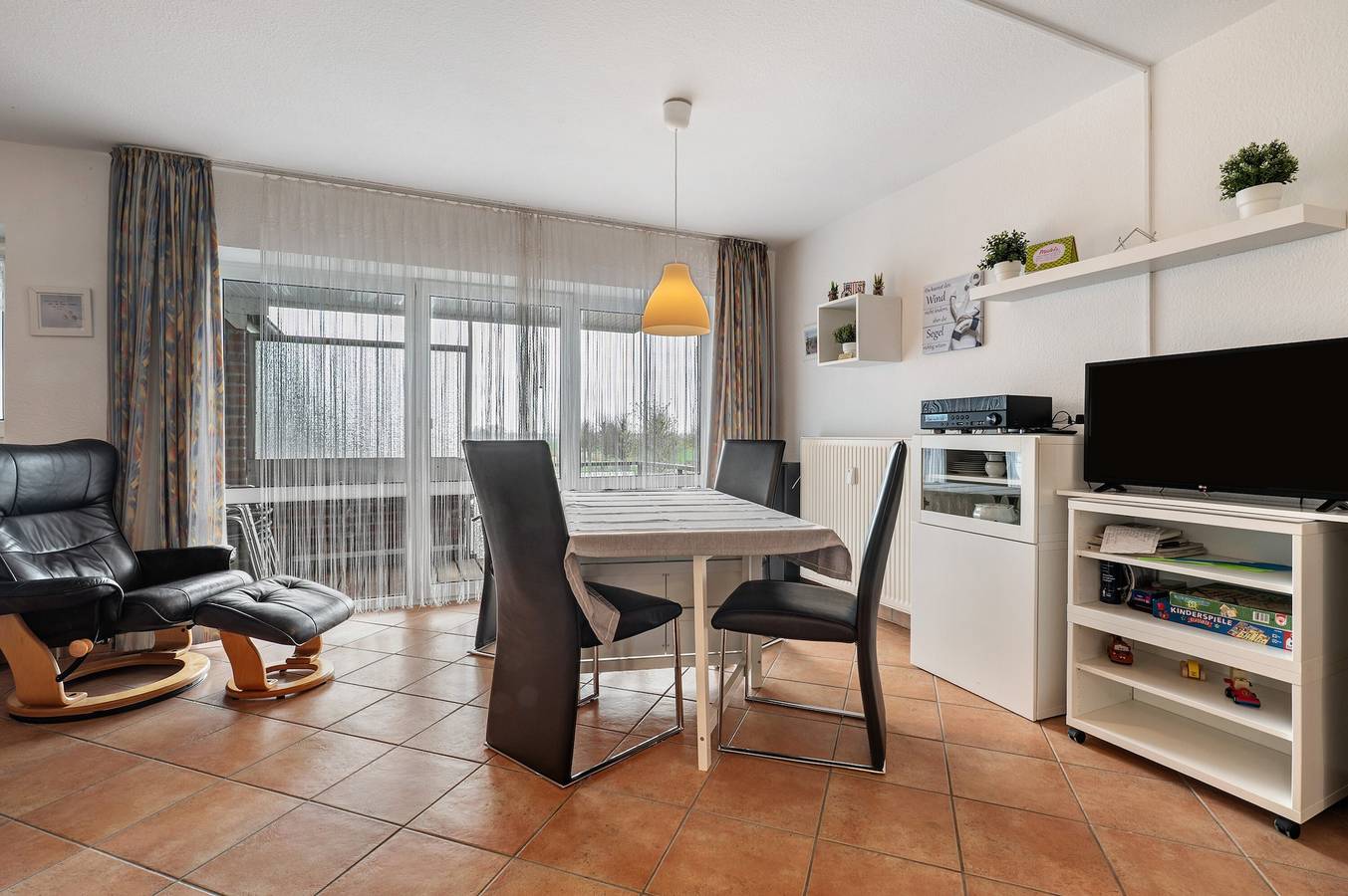 Ganze Wohnung, Ferienwohnung 'Haus Deichblick 2' mit Balkon und Wi-Fi in Schillig Strand, Wangerland