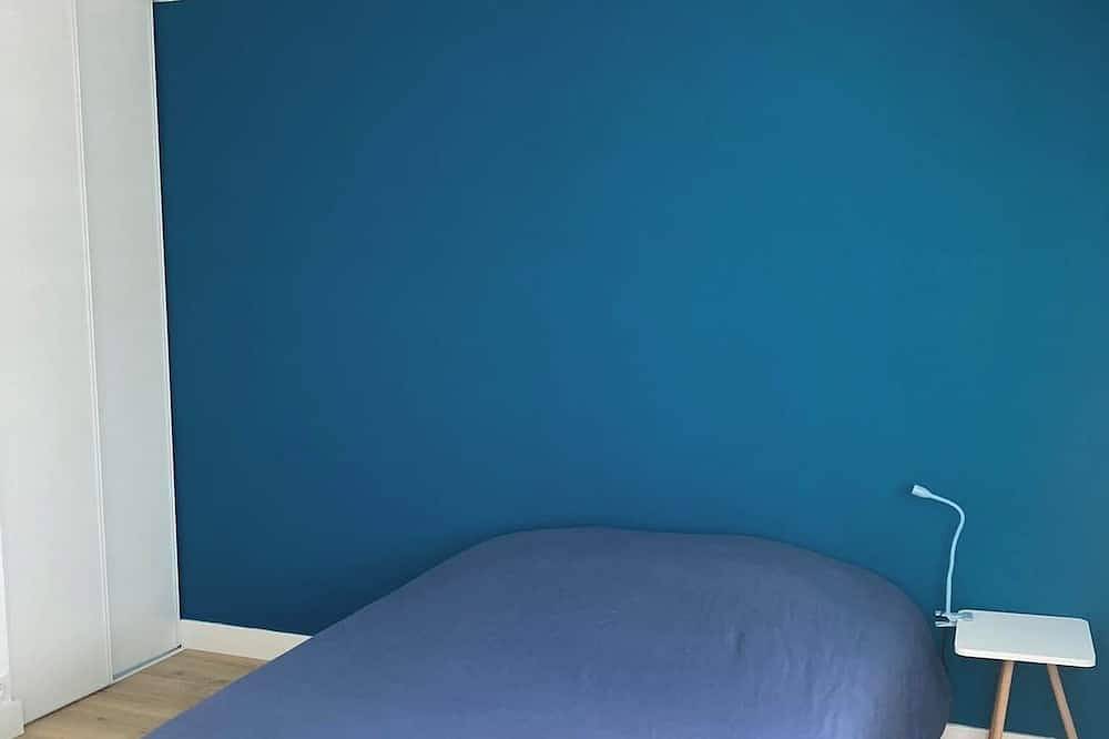 Chambres Dans Maison Avec Jardin in Avrillé, Angers region