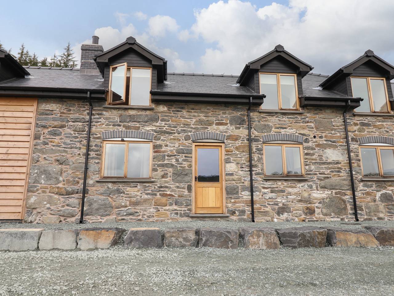 Llety Dewi in Lake Vyrnwy, Powys