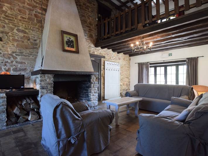 Vakantiehuis voor 16 personen, with Terras and Tuin as well as Sauna in Gouvy