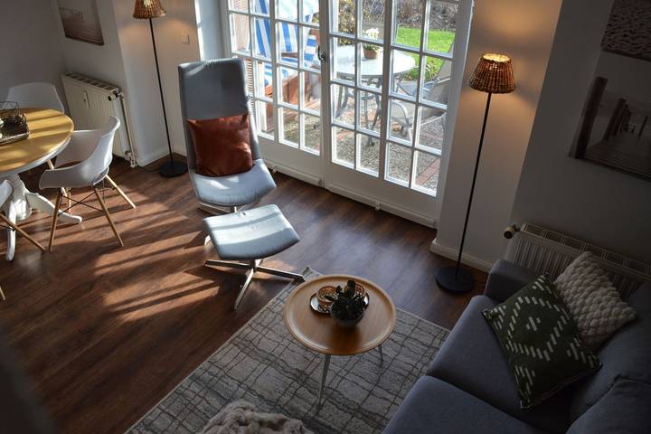 Ganze Wohnung, Moderne 3-Zimmerwohnung mit Süd-Terrasse und Strandkorb in Westerland in Westerland, Sylt (Gemeinde)