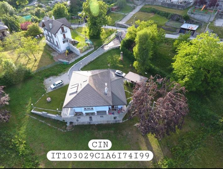 B&b voor 3 personen, met tuin en uitzicht in Piëmont