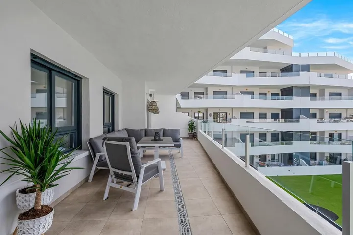 Holiday apartment for 6 people, with terrace - 1