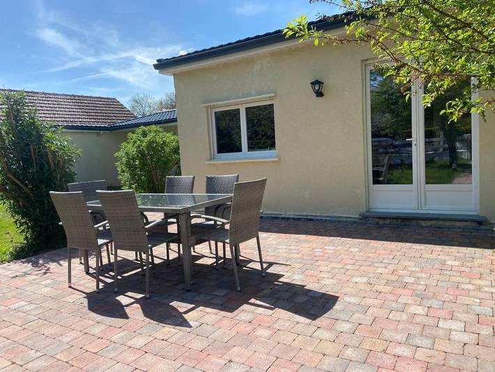 Location de vacances pour 6 personnes, avec terrasse à Bourseville