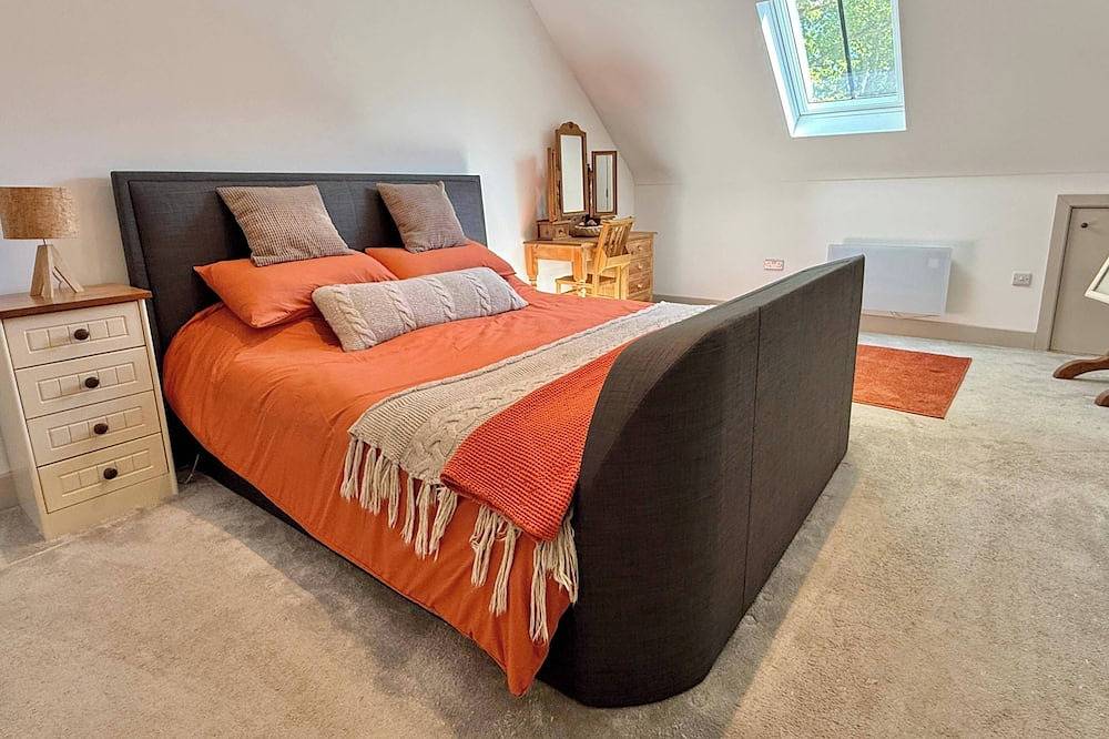 Charming Barn Annex with Stables New Forest Escape in Ringwood, Hampshire