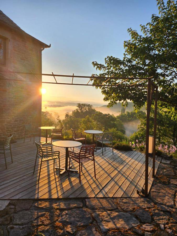 Double Room with Private Bathroom in Sébrazac, Aveyron