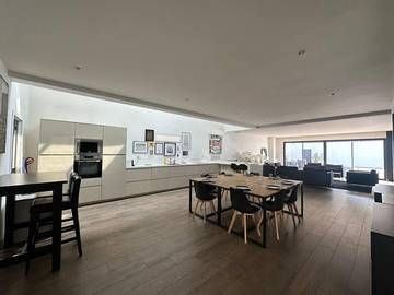 Villa pour 8 personnes, avec terrasse et piscine à Reims