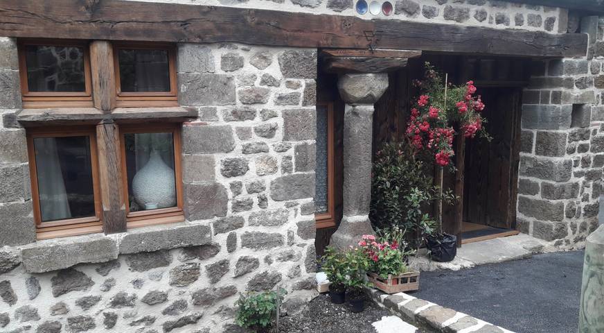 Gîte pour 2 personnes, avec jardin à Polignac - 2