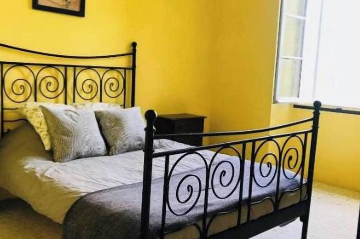 Entire apartment, Domaine Mas Pigné: Apartment with Terrace in Sauve, Le Vigan region