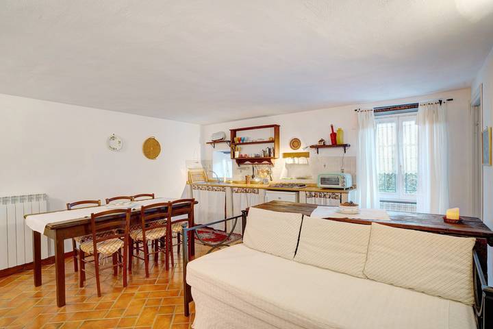 Ferielejlighed for 5 personer, med have i Liguria