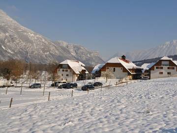Camping pour 2 Personnes dans Giez, Région d'Annecy, Photo 4