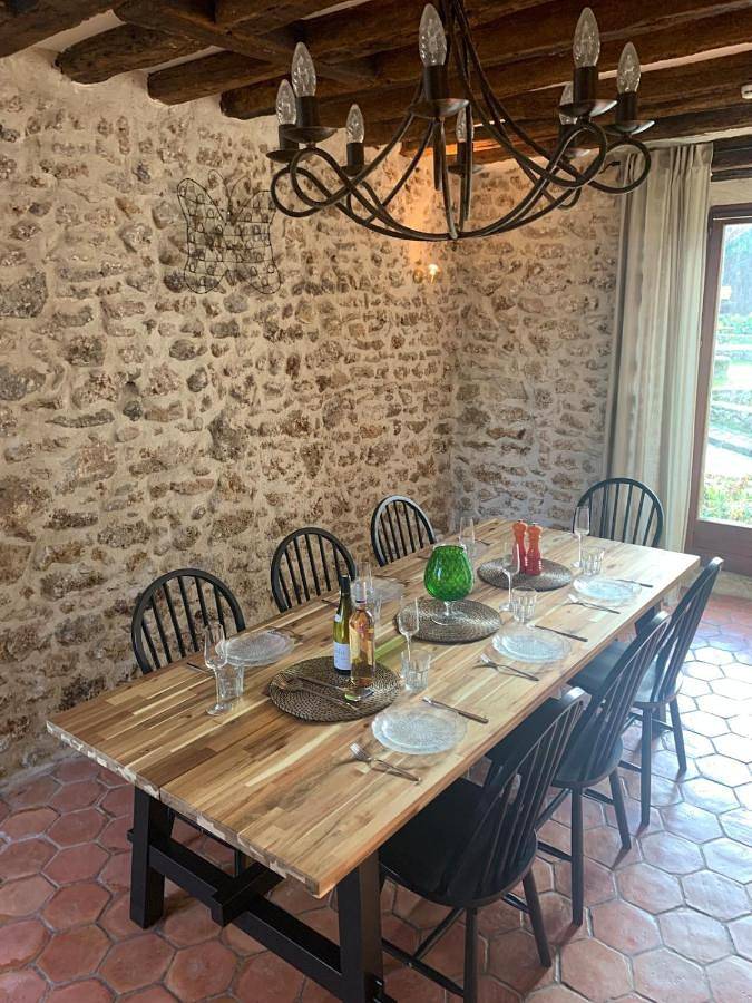 Family Home Near Paris, Versailles, Orly, A6 N186 in Villemoisson-sur-Orge, Essonne