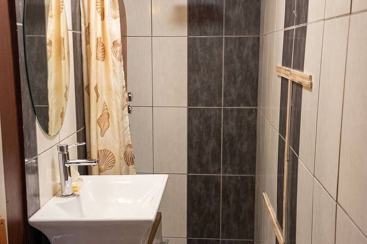 Apartamento entero, Homerez - Apartamento encantador en Roanne, terraza, 56 m² in Roanne, Región de Roanne