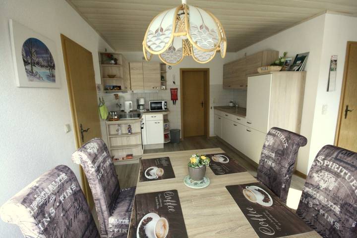 Ganze Ferienwohnung, Ferienwohnung Panoramablick in Neudorf, Sehmatal