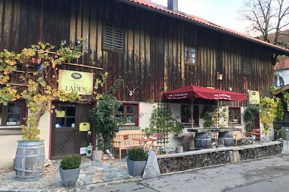 Double room (No. 3, 1-3 nights) - Pension Zum Kirchenbauer in Oberammergau, Bavarian Alps