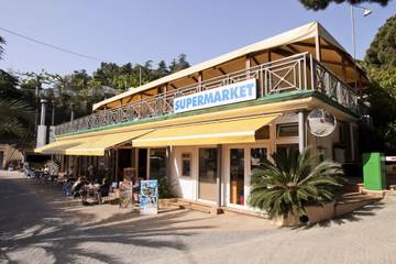 Static Caravan for 5 People in Calella, Maresme, Photo 2