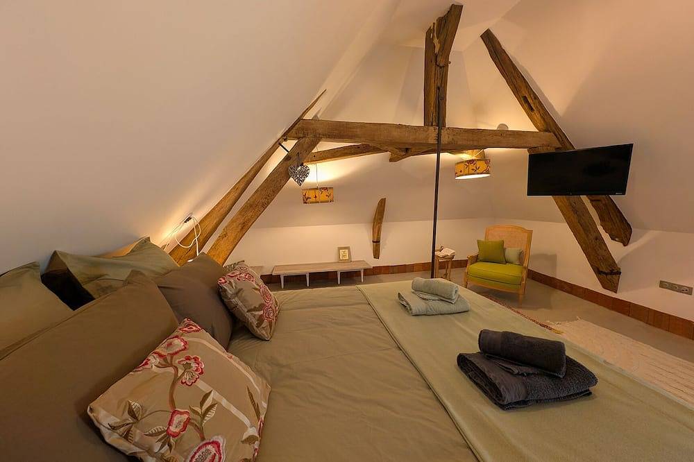 Fleur de Champagne - Gîte Pivoine avec Sauna in Saudoy, Marne