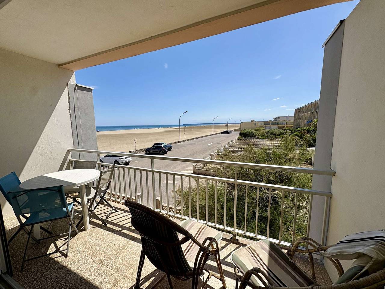 Appartement entier, Appartement 2 pièces pour 5 - Proche plage avec terrasse et parking in Port-la-Nouvelle, Côte méditerranéenne (France)