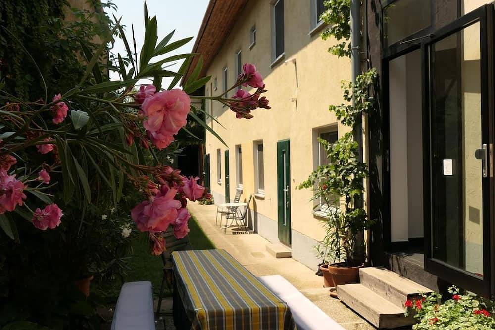 Ganze Wohnung, Apartment/1 Schlafraum/Dusche, Wc - Appartementhaus Josefikeller in Marktgemeinde Podersdorf am See, Neusiedlersee-Hügelland