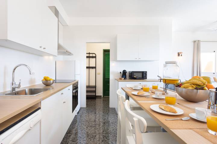 Casa de vacaciones para 4 personas, con jardín además de terraza y jacuzzi en Tenerife - 3