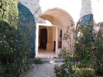 Gîte pour 2 personnes, avec piscine ainsi que terrasse et jardin à Alignan-du-Vent